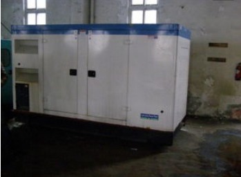 余干康明斯150kw大型柴油二手发电机组 余干康明斯150kw大型柴油二手发电机组